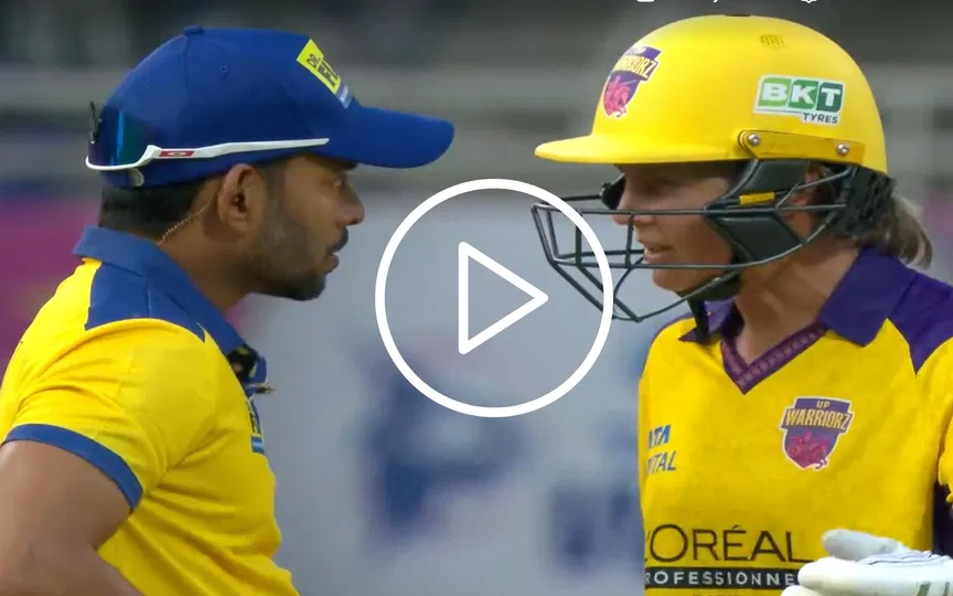 Meg Lanning argues with umpire news